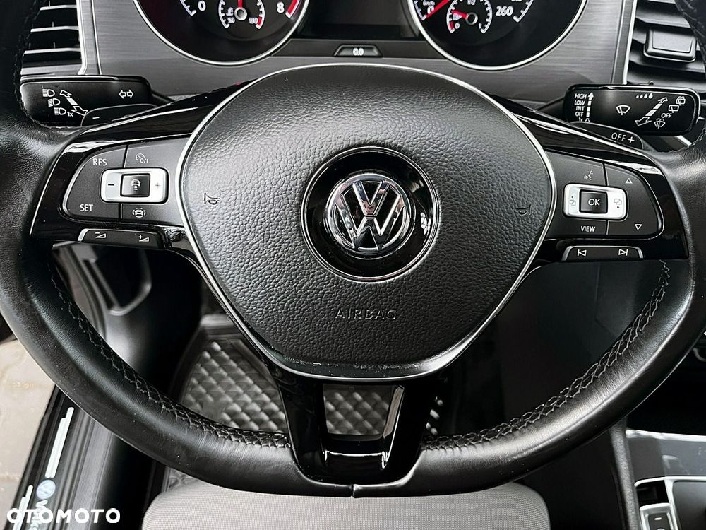 Volkswagen Golf Sportsvan - 18