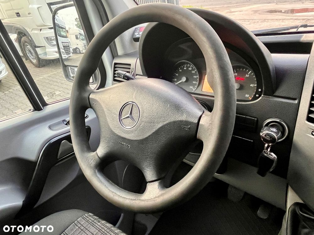 Mercedes-Benz SPRINTER 2.2 163KM / CHŁODNIA CARRIER / PIERWSZY WŁAŚCICIEL / SUPER STAN - 16