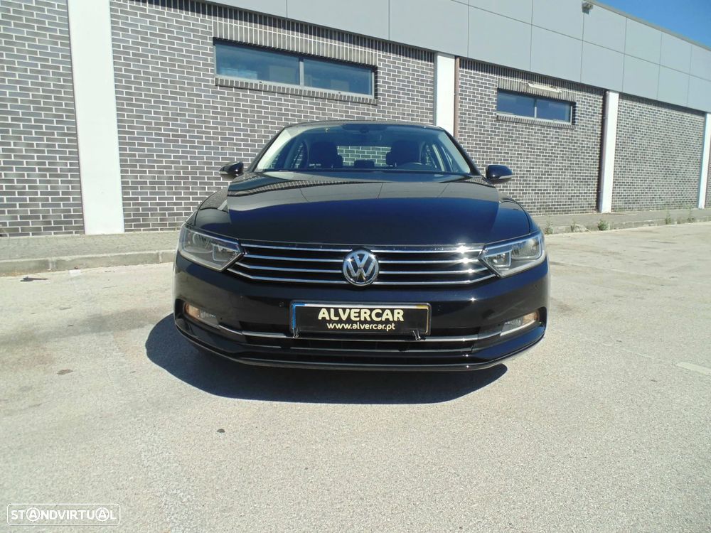 VW Passat 1.6 TDI Highline - 4