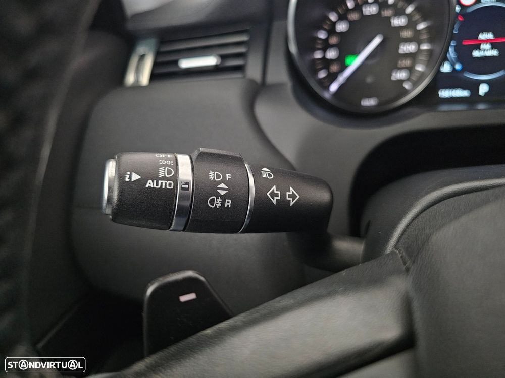 Land Rover Range Rover Evoque 2.0 D150 AWD Auto - 10
