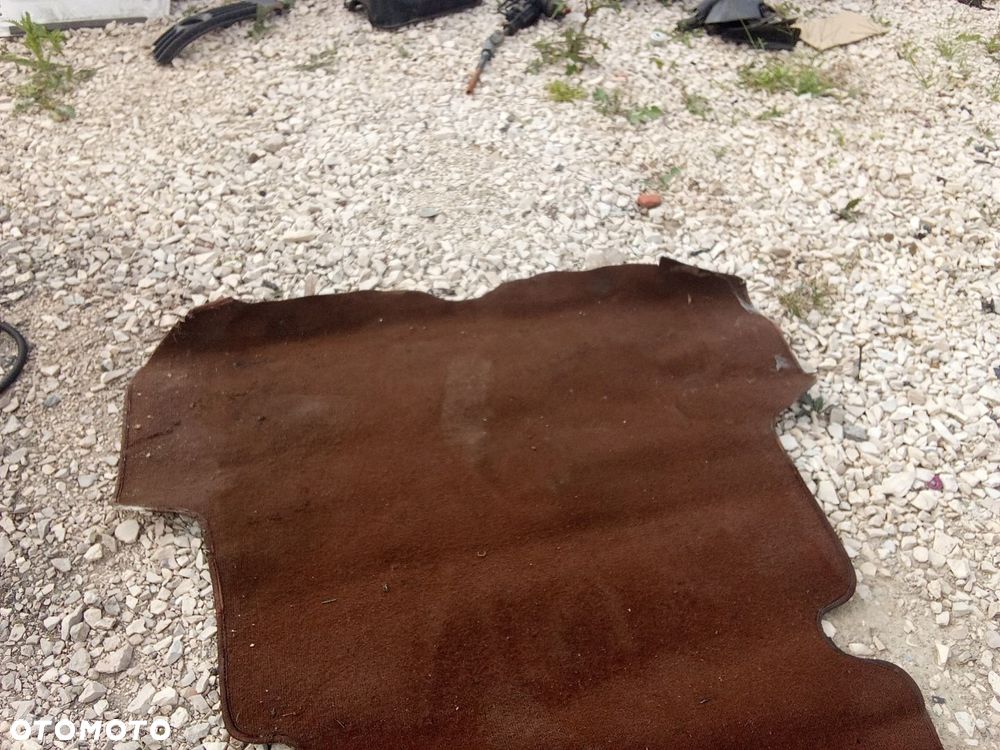 KL WYKŁADZINA DOLNA FSO POLONEZ BRĄZOWA KPL - 12