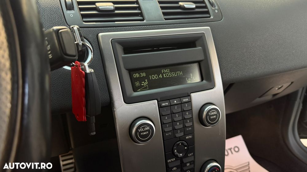 Volvo S40 1.8 - 23