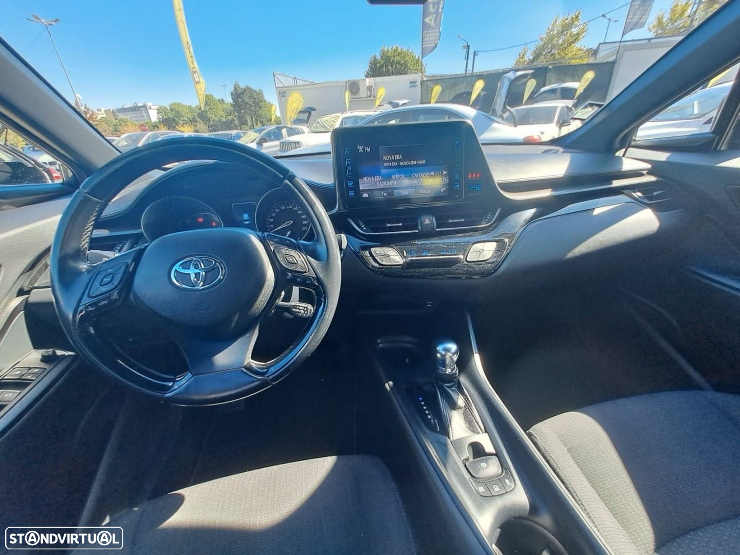 Toyota C-HR 1.8 HSD Lounge - 10