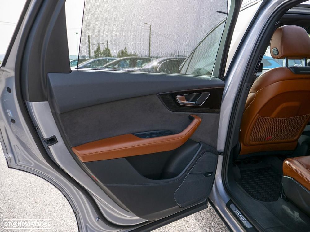 Audi Q7 3.0 TDI e-tron quattro tiptronic - 27