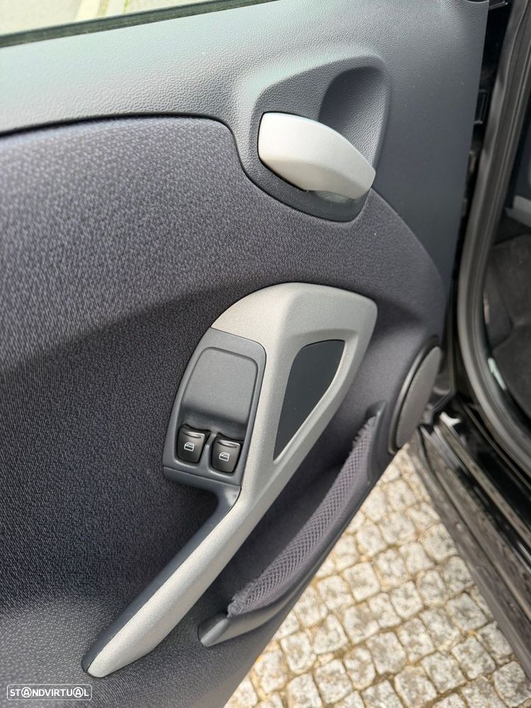 Smart ForTwo Coupé 0.8 cdi Passion 54 - 18