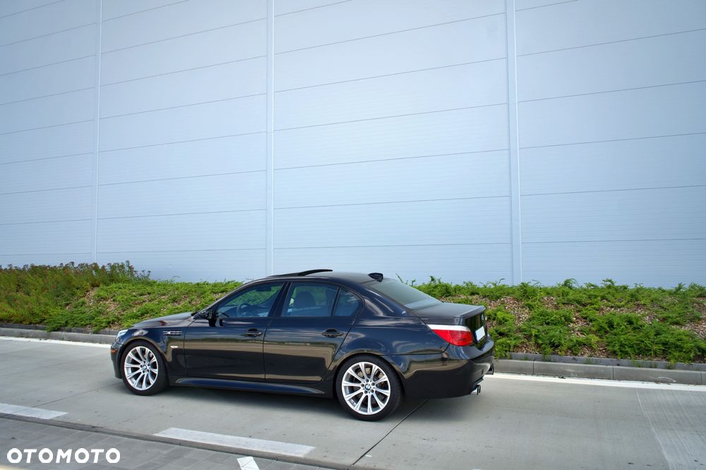 BMW M5 - 16