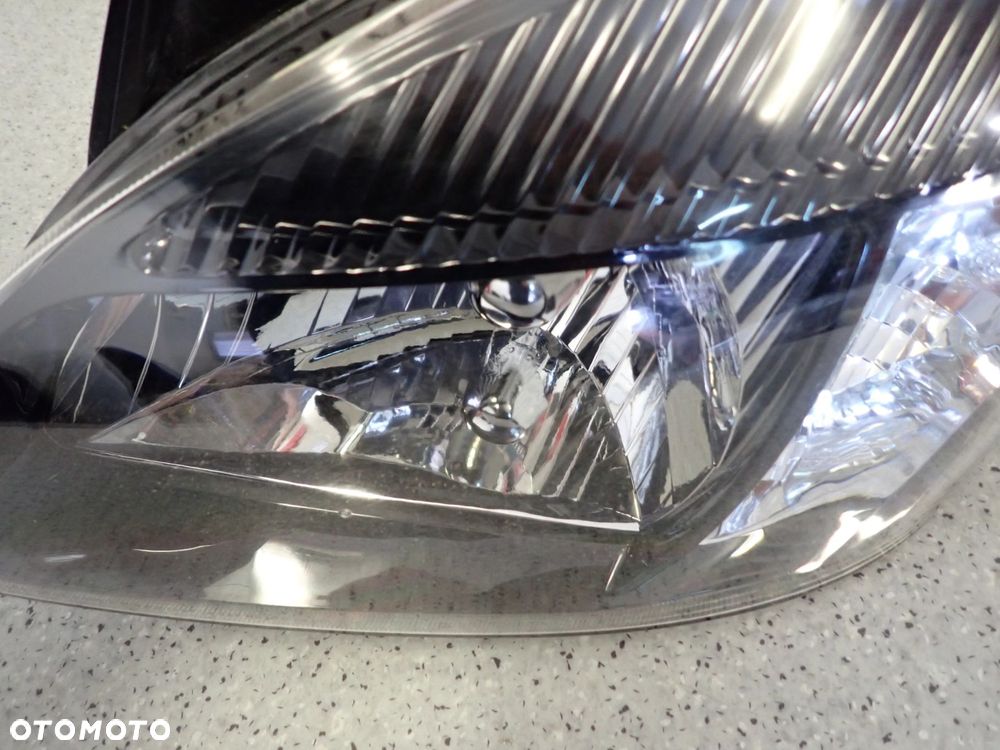 KIA RIO II 10-12 REFLEKTOR LEWY LAMPA PRZEDNIA LEWA - 5
