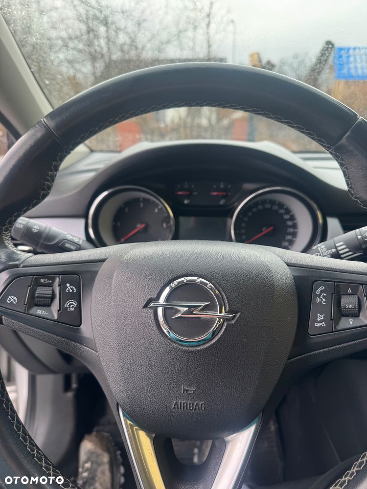 Opel Astra 1.6 CDTI Sport - 19