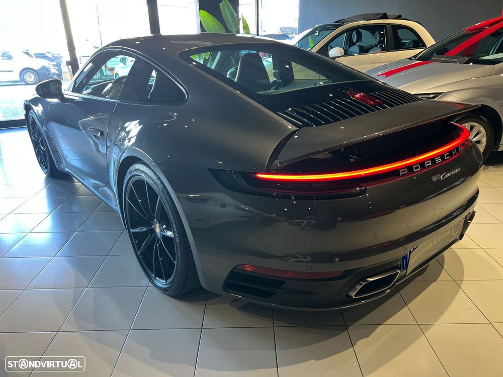 Porsche 911 (992) Carrera PDK - 15
