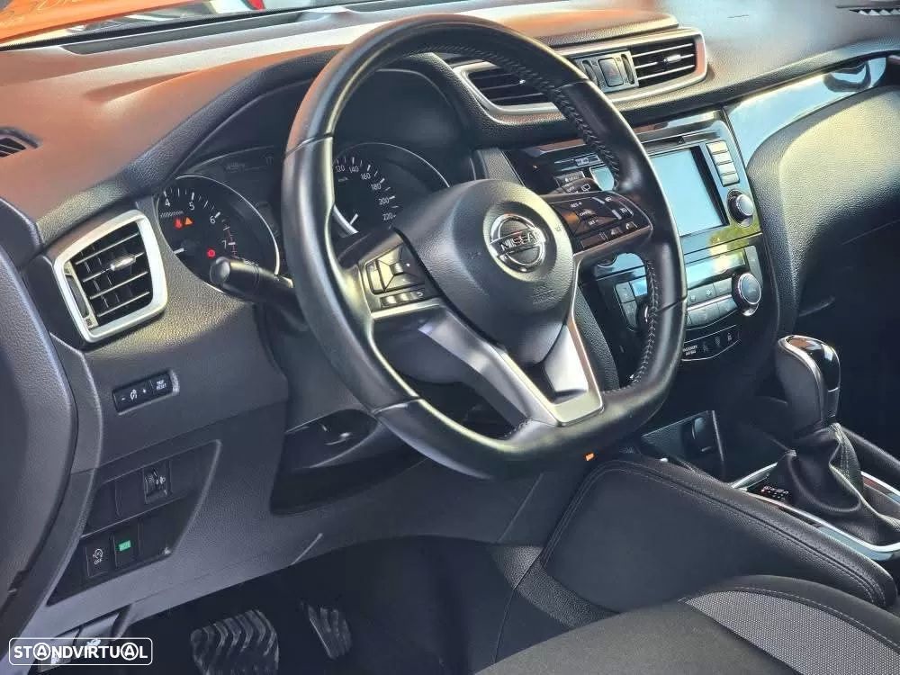 Nissan Qashqai 1.3 DIG-T N-Connecta Xtronic - 15