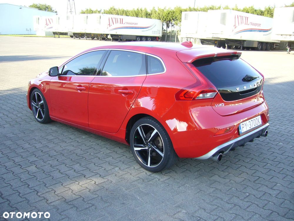 Volvo V40 T5 Geartronic RDesign - 4