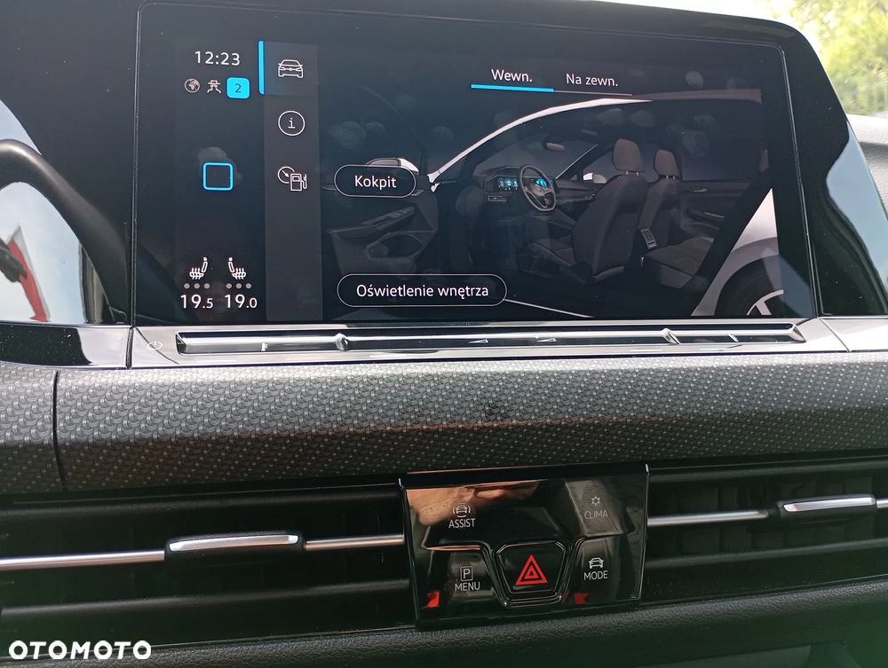 Volkswagen Golf 1.5 eTSI OPF DSG R-Line - 24