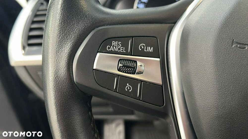 BMW X3 sDrive18d Advantage sport - 23