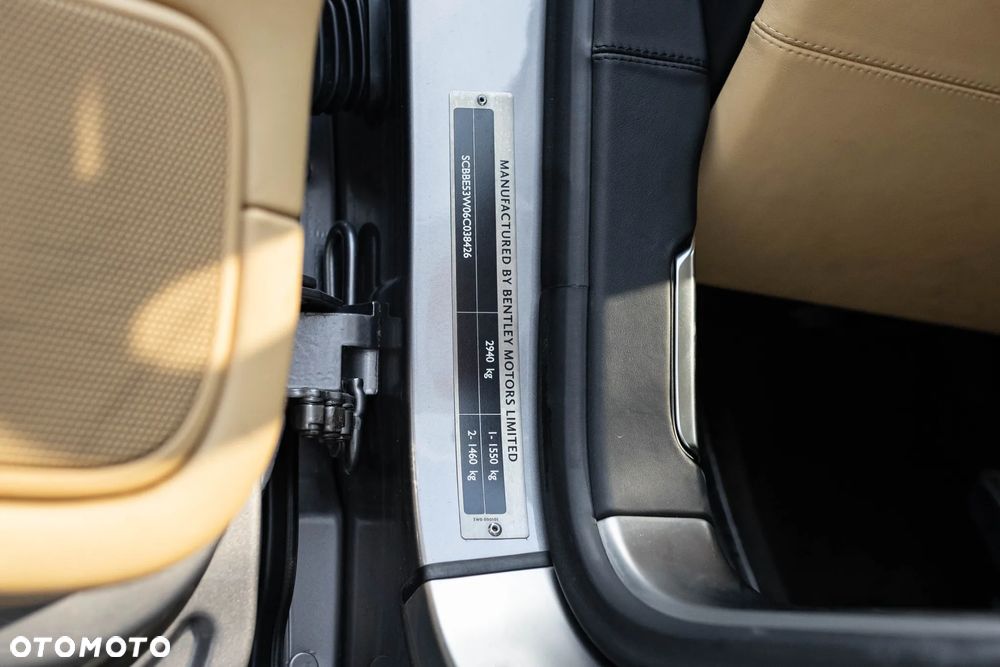 Bentley Flying Spur - 22