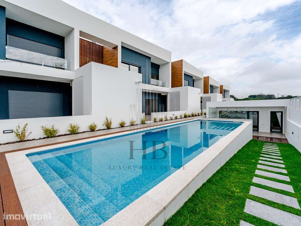 MoradiaT4 Geminada com Piscina | Fanqueiro | Loures - Grande imagem: 5/51
