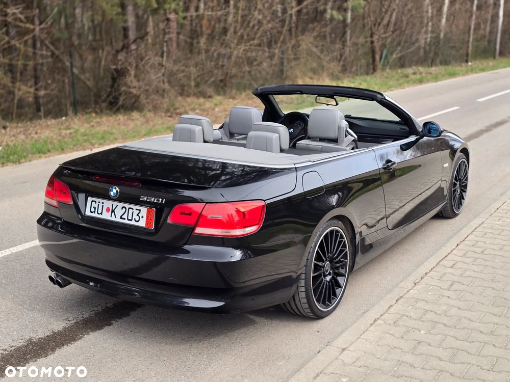 BMW Seria 3 330i M Sport Edition - 17