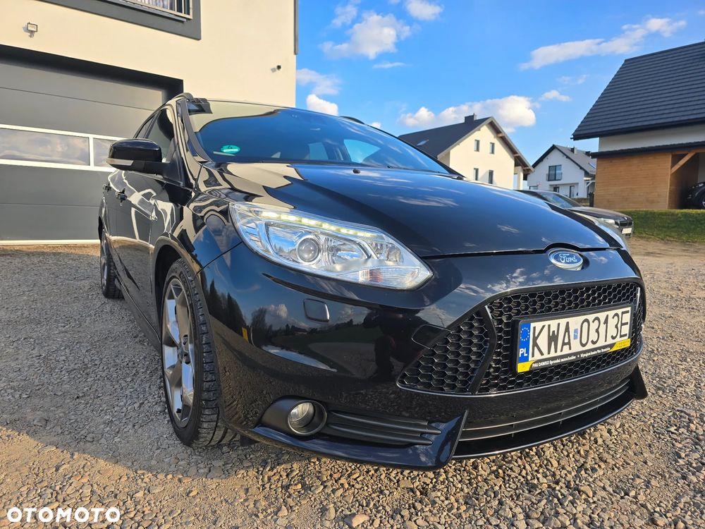Ford Focus SW 2.0 EcoBoost ST Leather Exclusive Pack - 15