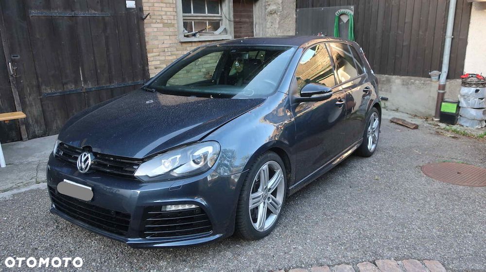 Volkswagen Golf 2.0 TSI 4Mot R - 1