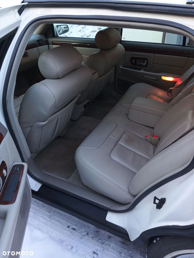 Cadillac Deville - 8