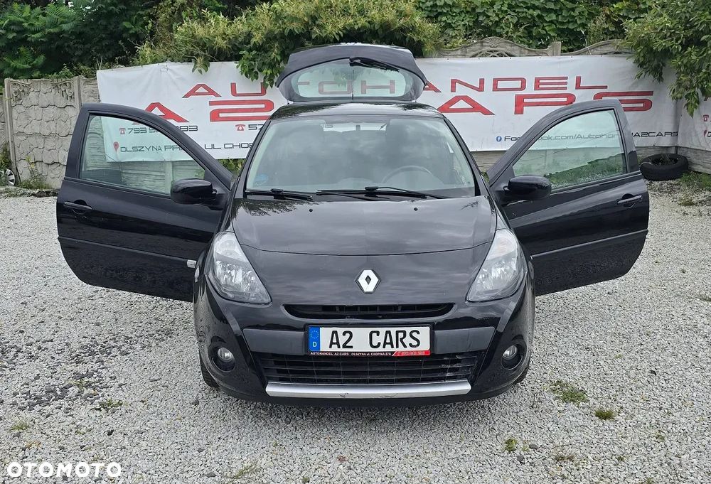 Renault Clio - 10