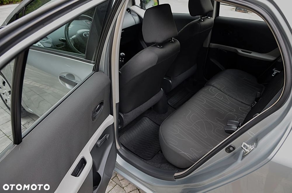 Toyota Yaris 1.33 Sol - 16
