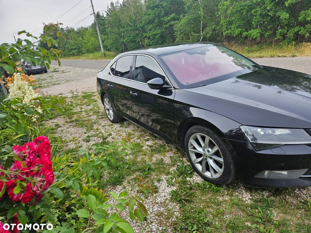 Skoda Superb 2.0 TDI 4x4 Style DSG - 3