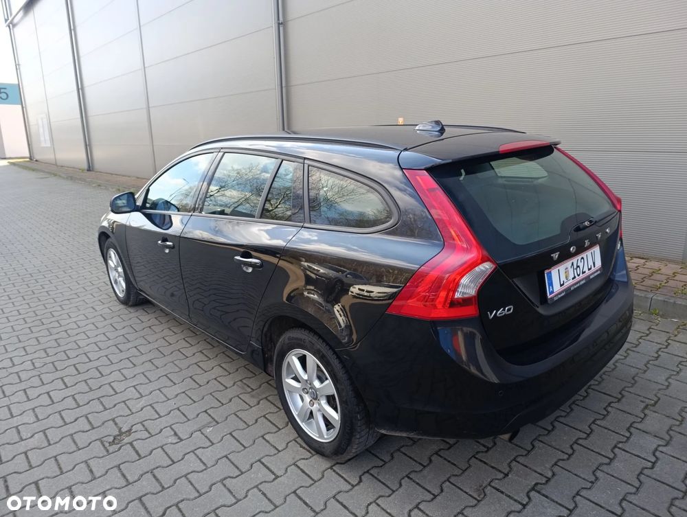 Volvo V60 D2 Edition Pro - 24