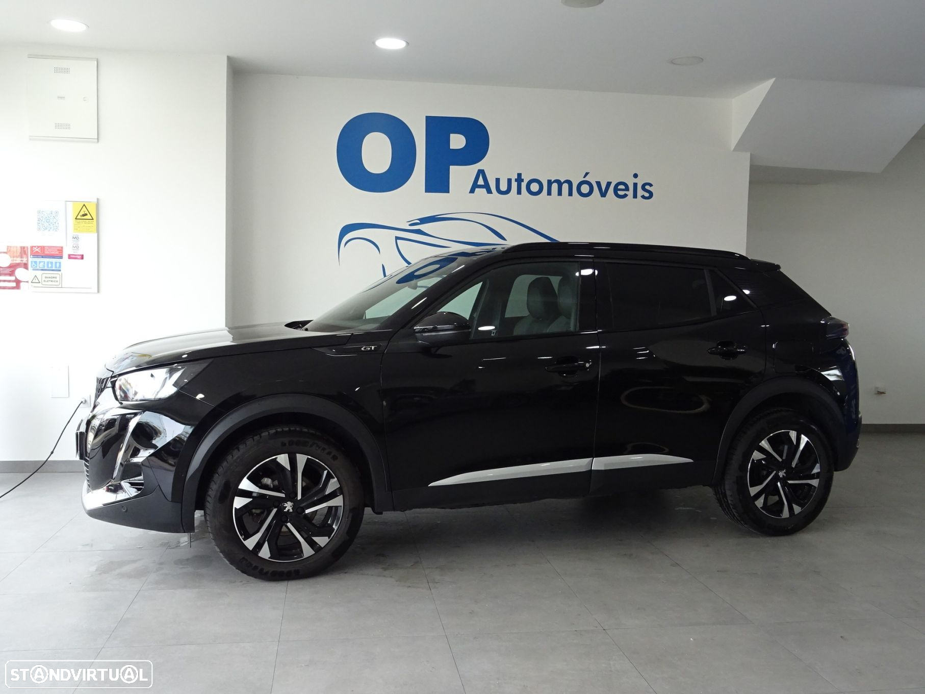Peugeot 2008 1.2 PureTech GT - 2