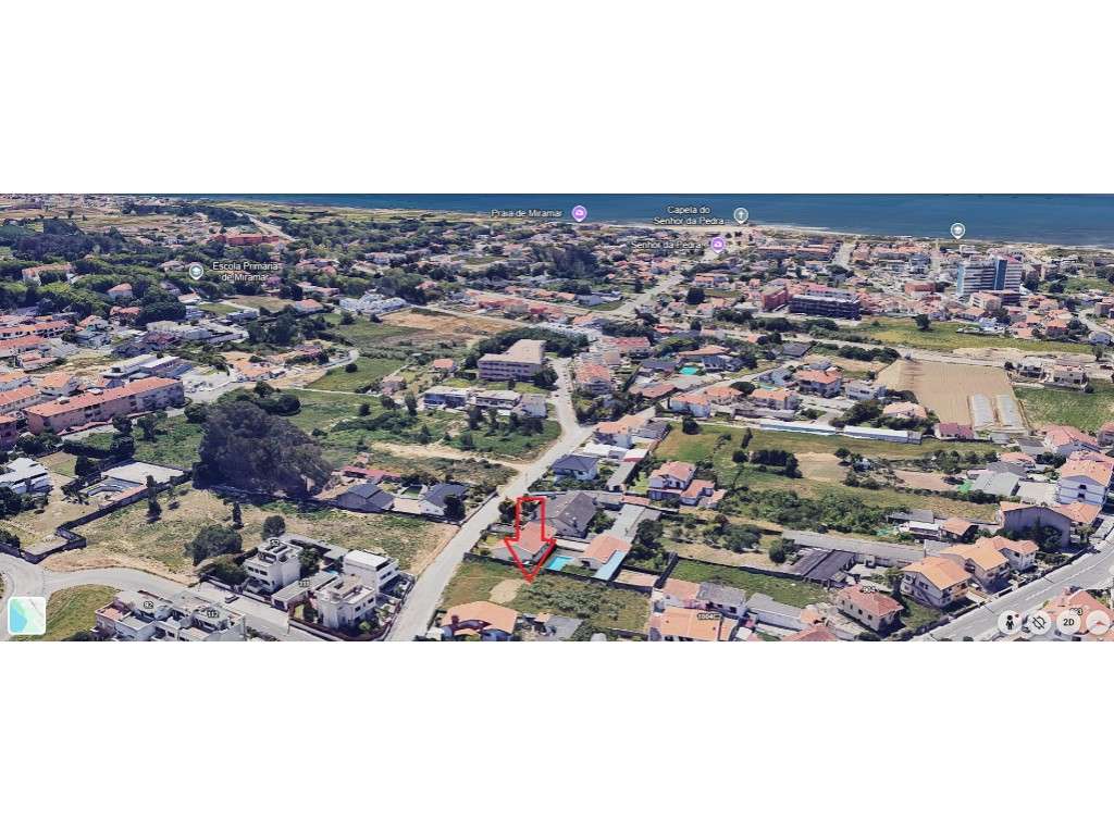 Terreno com pip 2 moradias térreas | Miramar - Grande imagem: 2/6