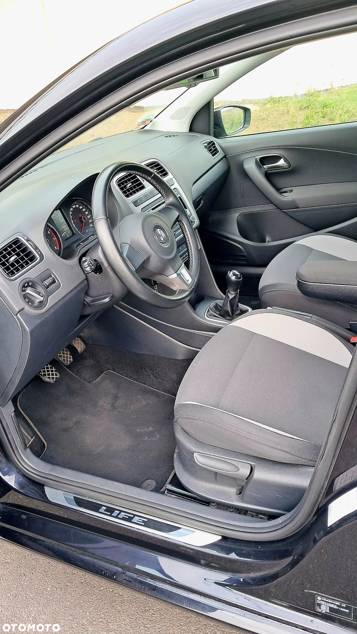 Volkswagen Polo 1.2 TSI Life - 11