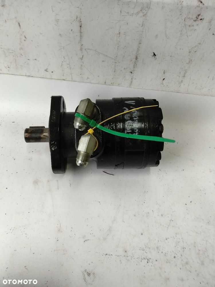 white drive motors roller stator sn 124132319 pompa hydruliczna 334596.102774-1 (2) - 1
