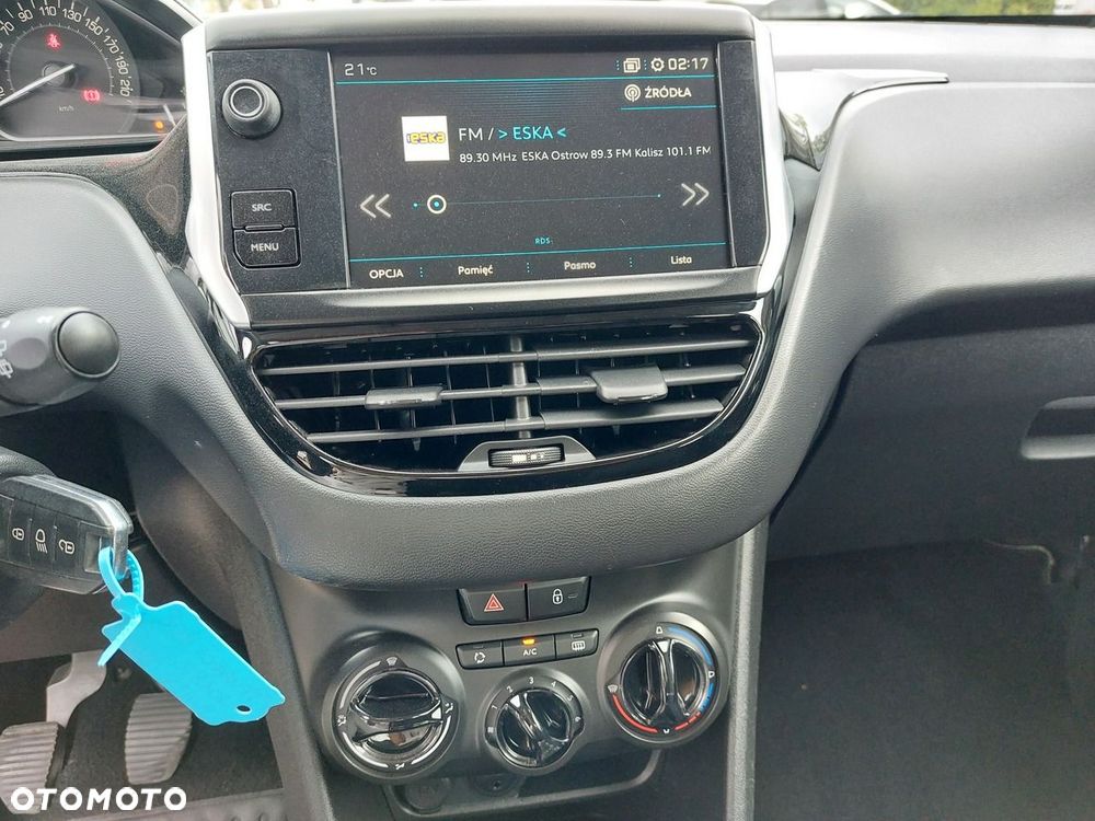 Peugeot 208 - 20