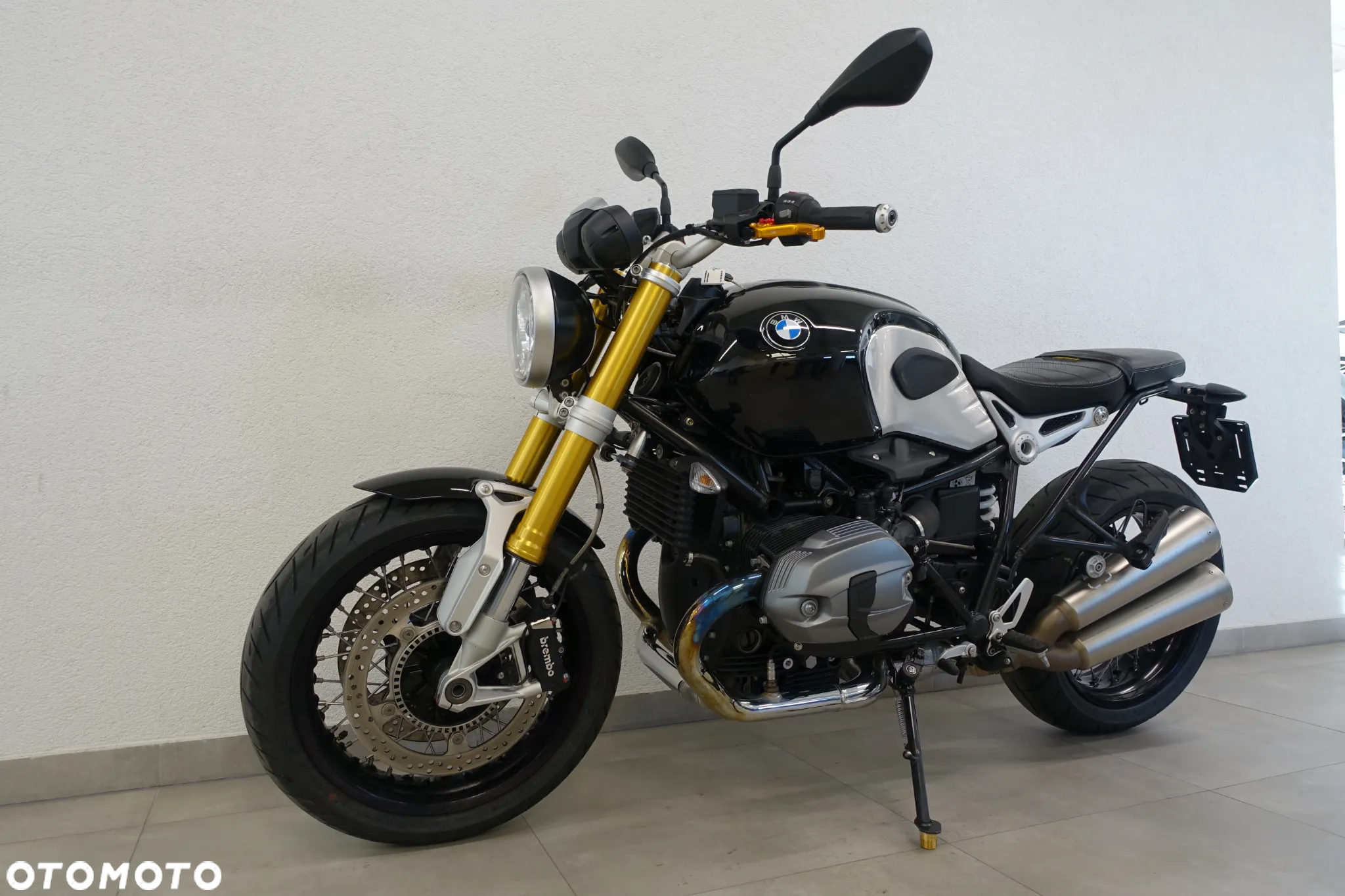 BMW R - 3