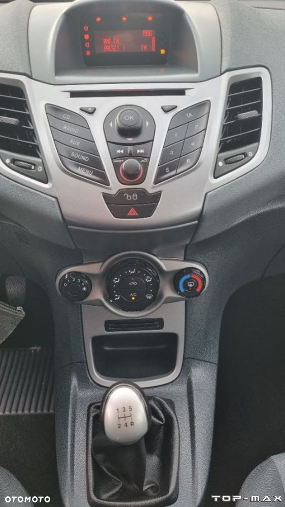 Ford Fiesta - 19