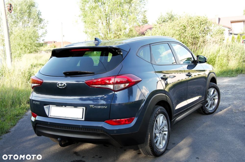 Hyundai Tucson 1.6 GDI BlueDrive GO 2WD - 33