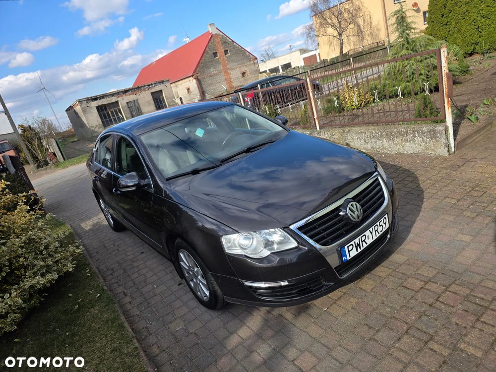 Volkswagen Passat 2.0 TDI DPF Comfortline - 4