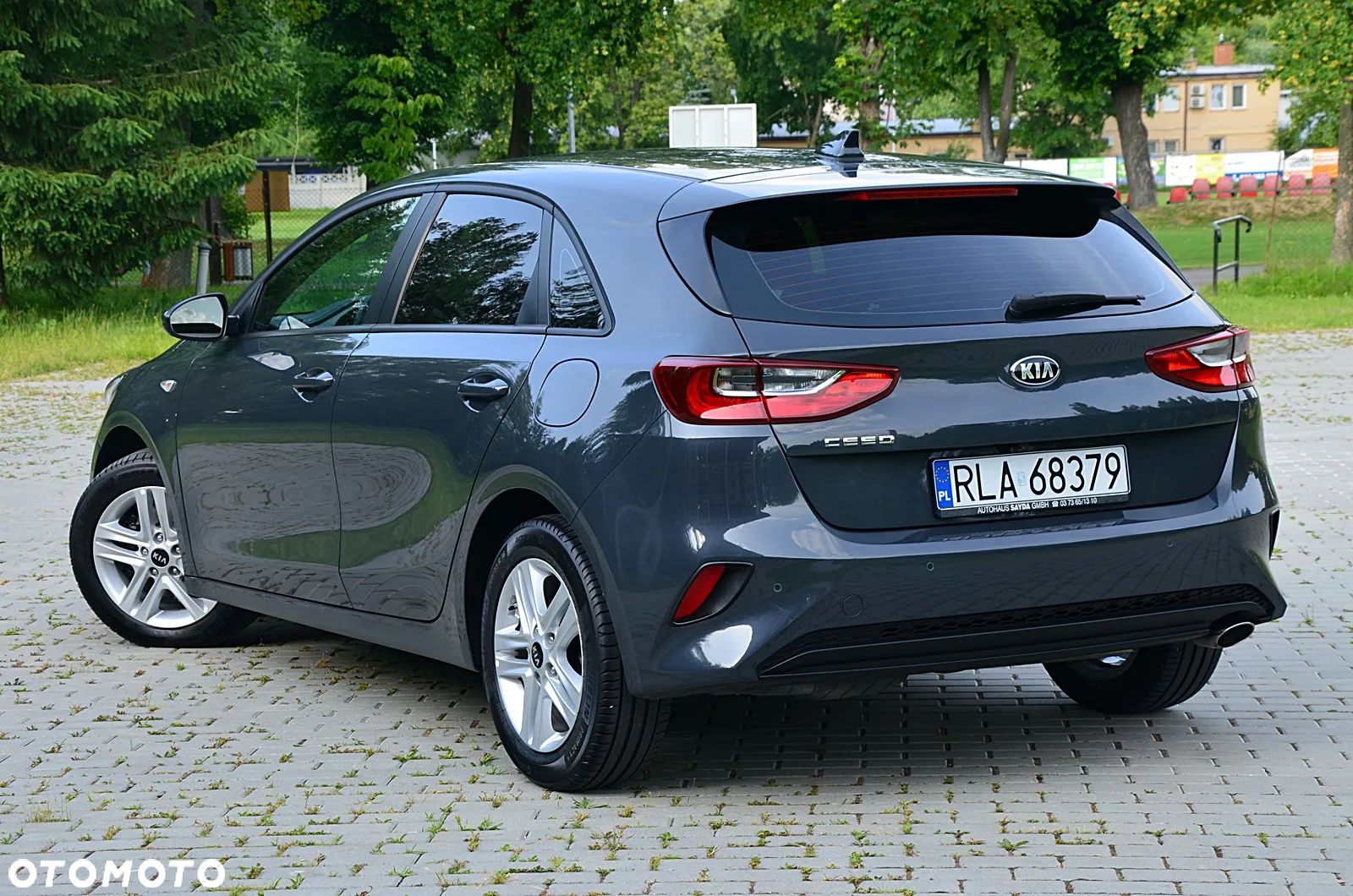 Kia Ceed - 4