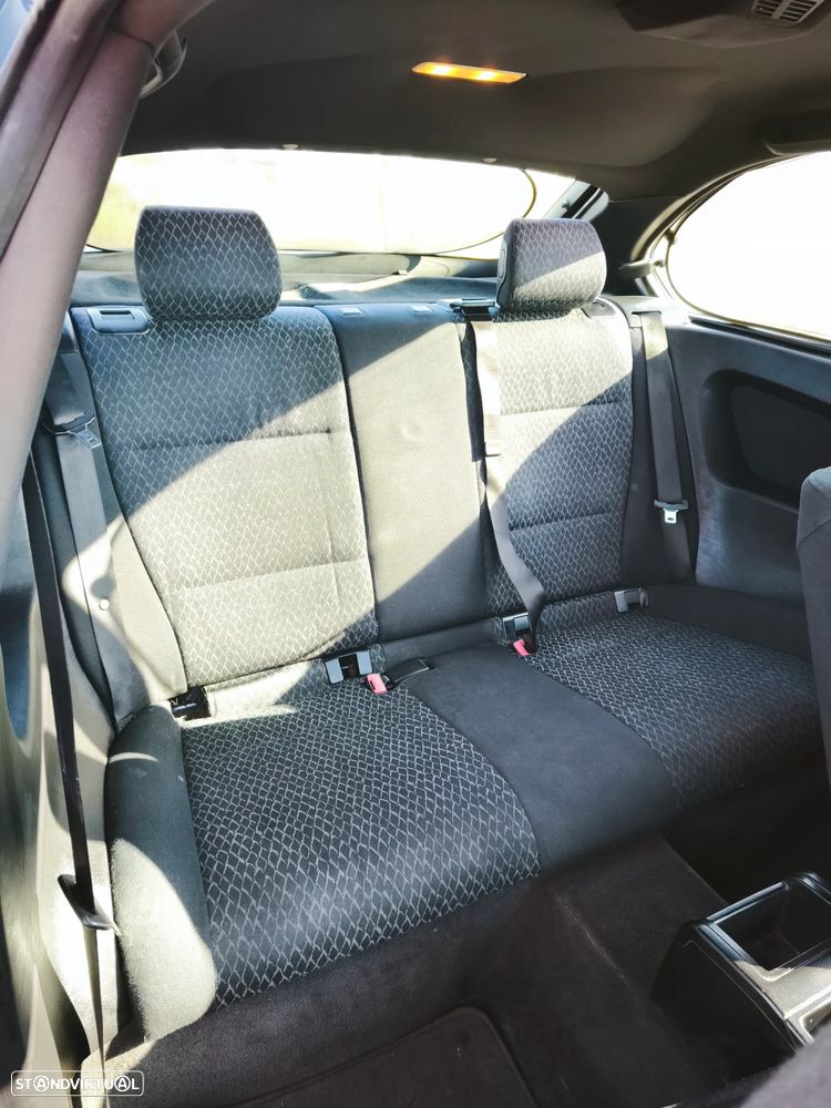 BMW 320 d - 8