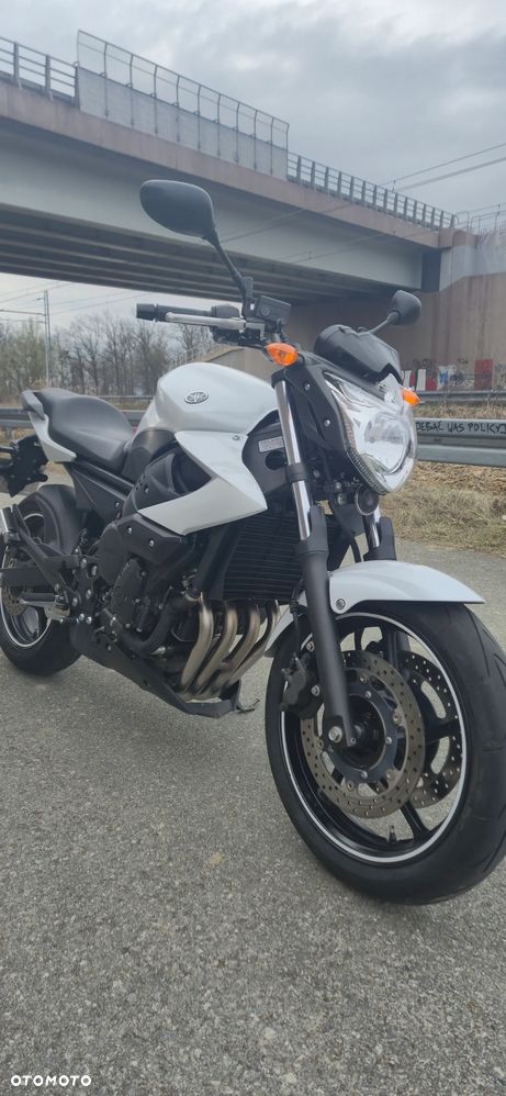 Yamaha XJ - 8