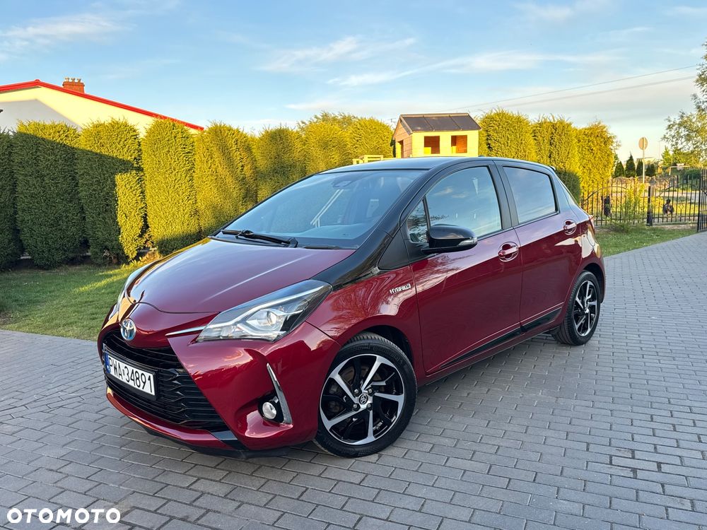 Toyota Yaris Hybrid 100 Selection Platinum - 33