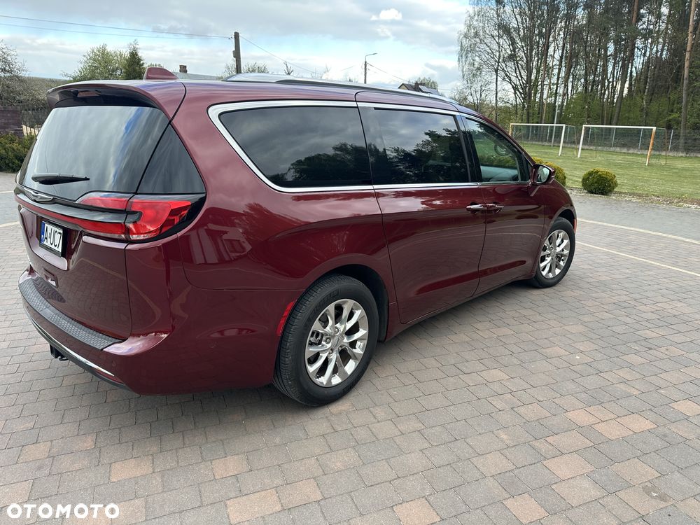 Chrysler Pacifica - 14