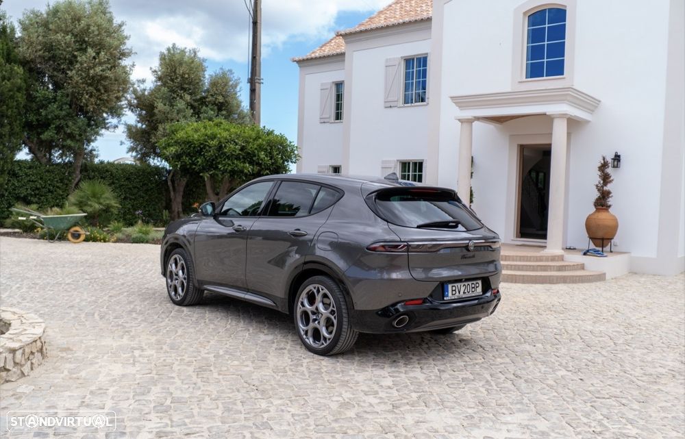 Alfa Romeo Tonale 1.3 Plug-In Hybrid Sprint e-AWD - 4