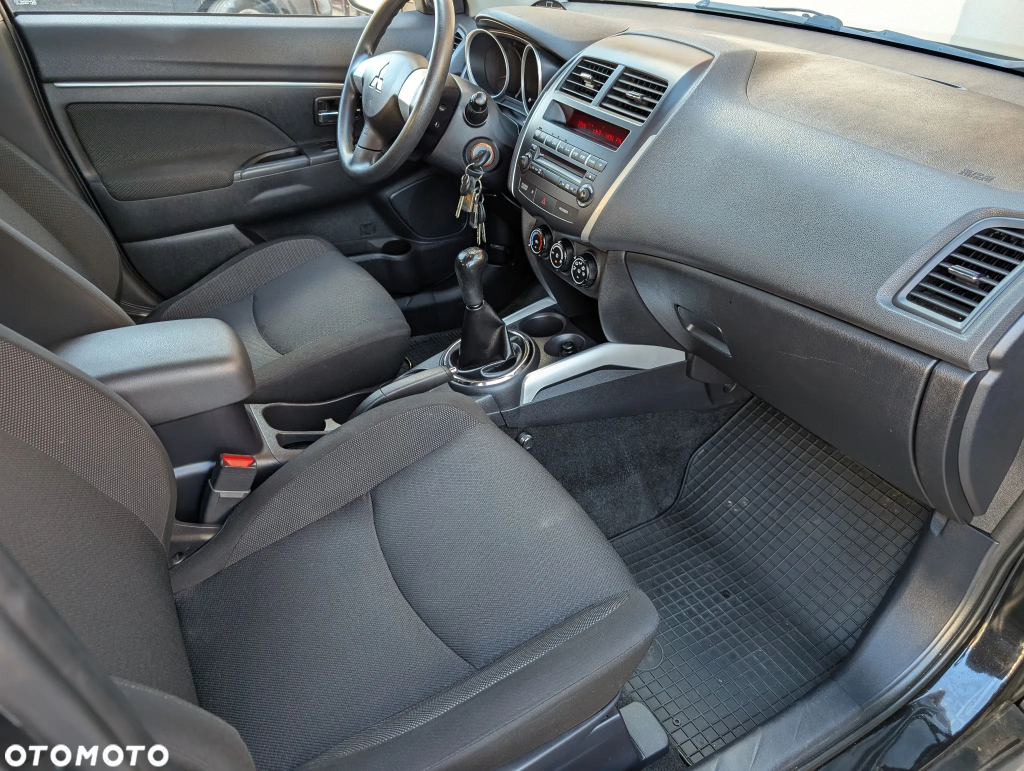 Mitsubishi ASX 1.6 Inform - 21