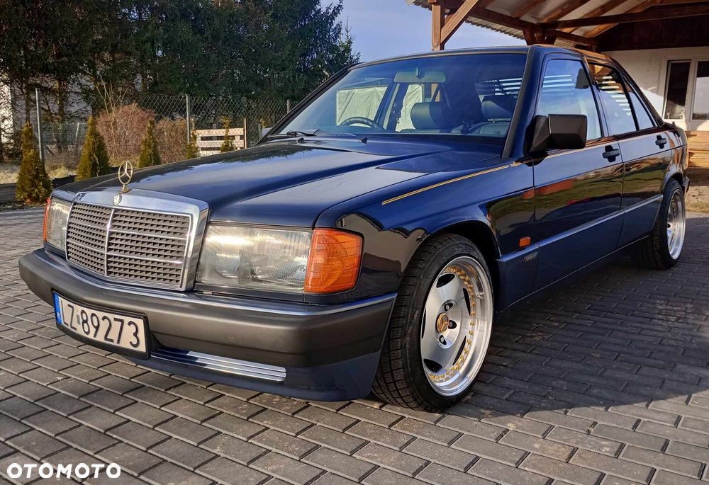 Mercedes-Benz W201 (190) - 9