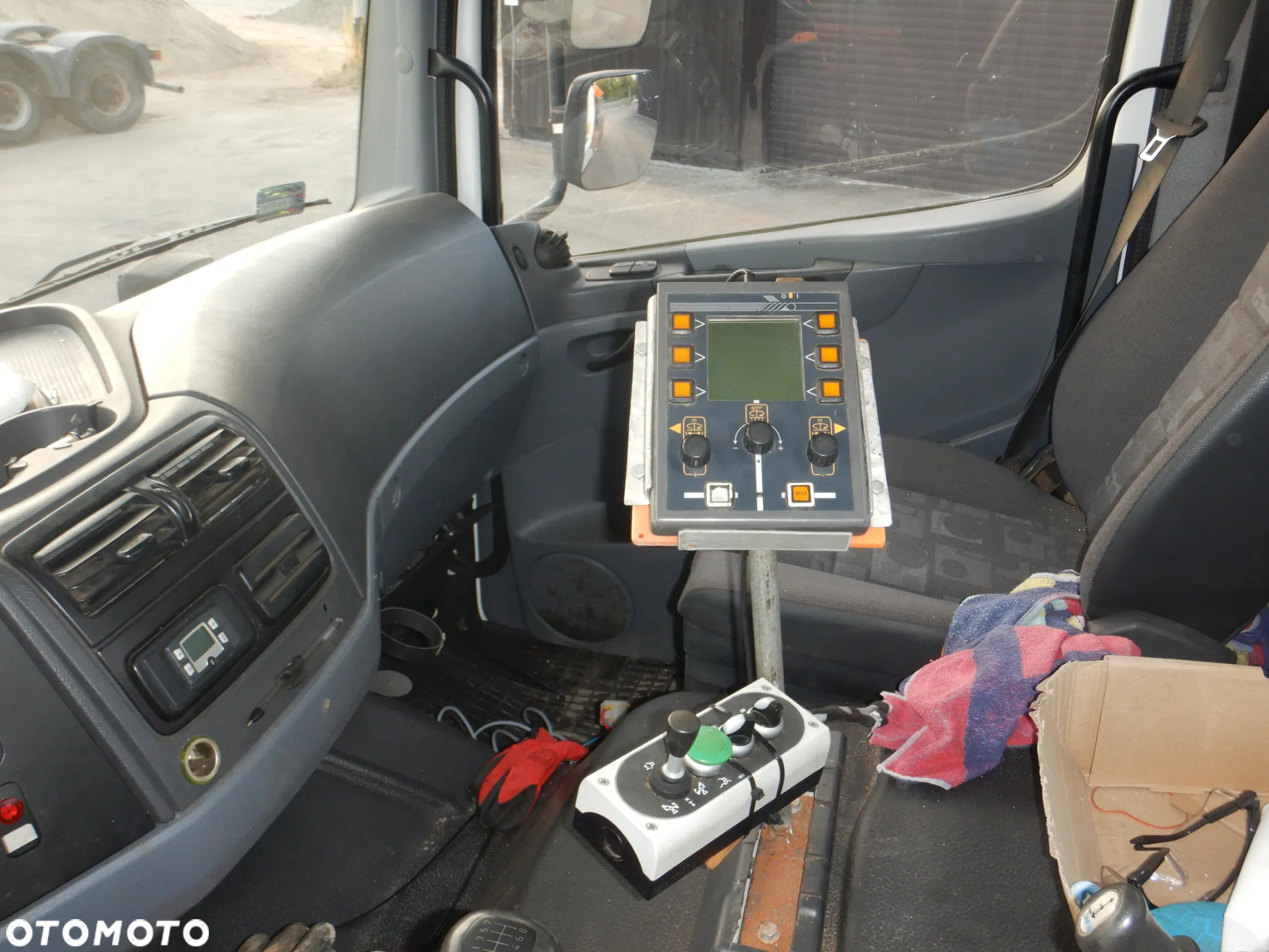 Mercedes-Benz AXOR 1829  4x4 - 7