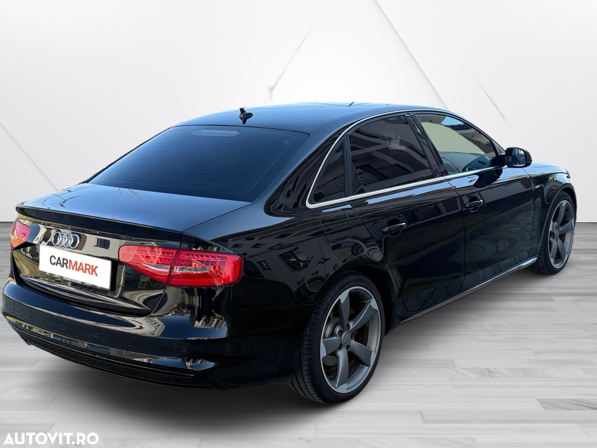 Audi A4 - 4