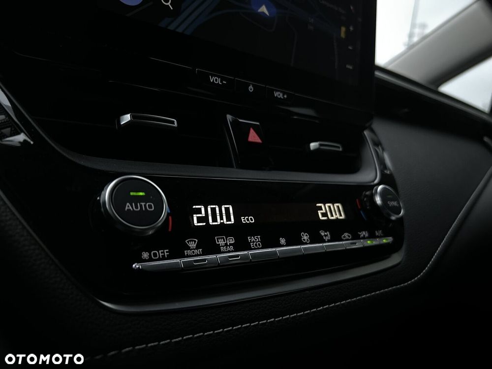 Toyota Corolla 1.8 Hybrid Style - 28