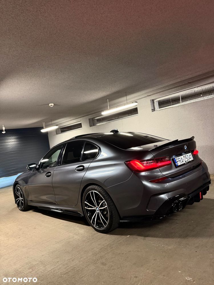 BMW Seria 3 330i xDrive M Sport - 8