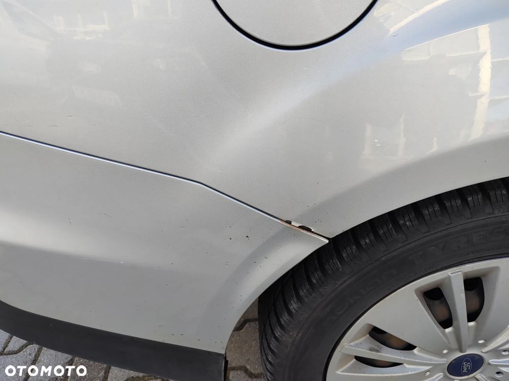 Ford Focus ver-1-5-ecoblue-active - 14