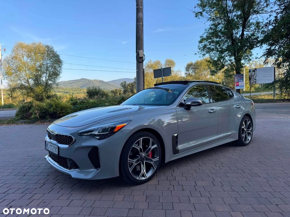 Kia Stinger - 7